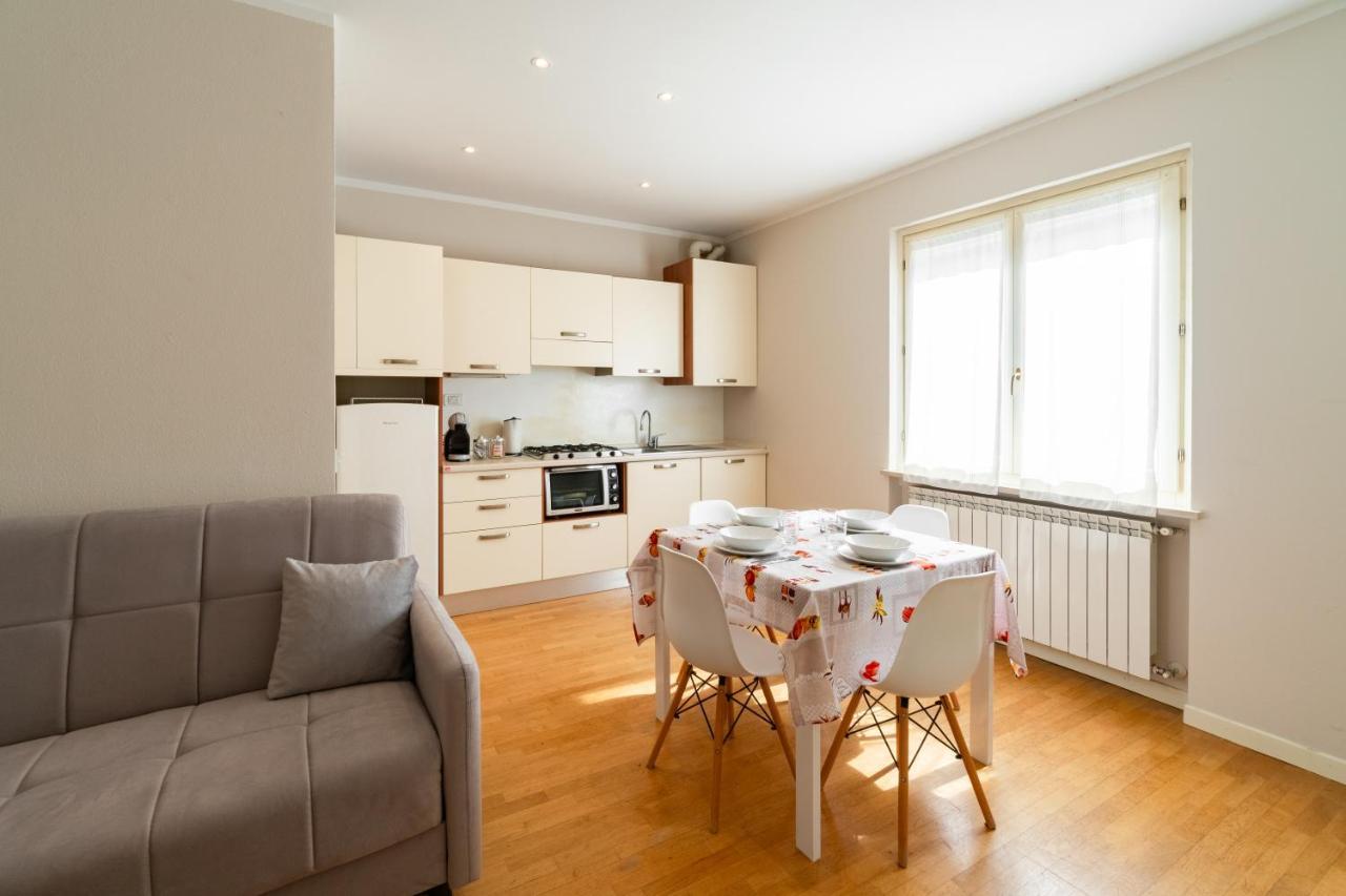 Sweet Home Lungolago Garibaldi Peschiera del Garda Exterior photo